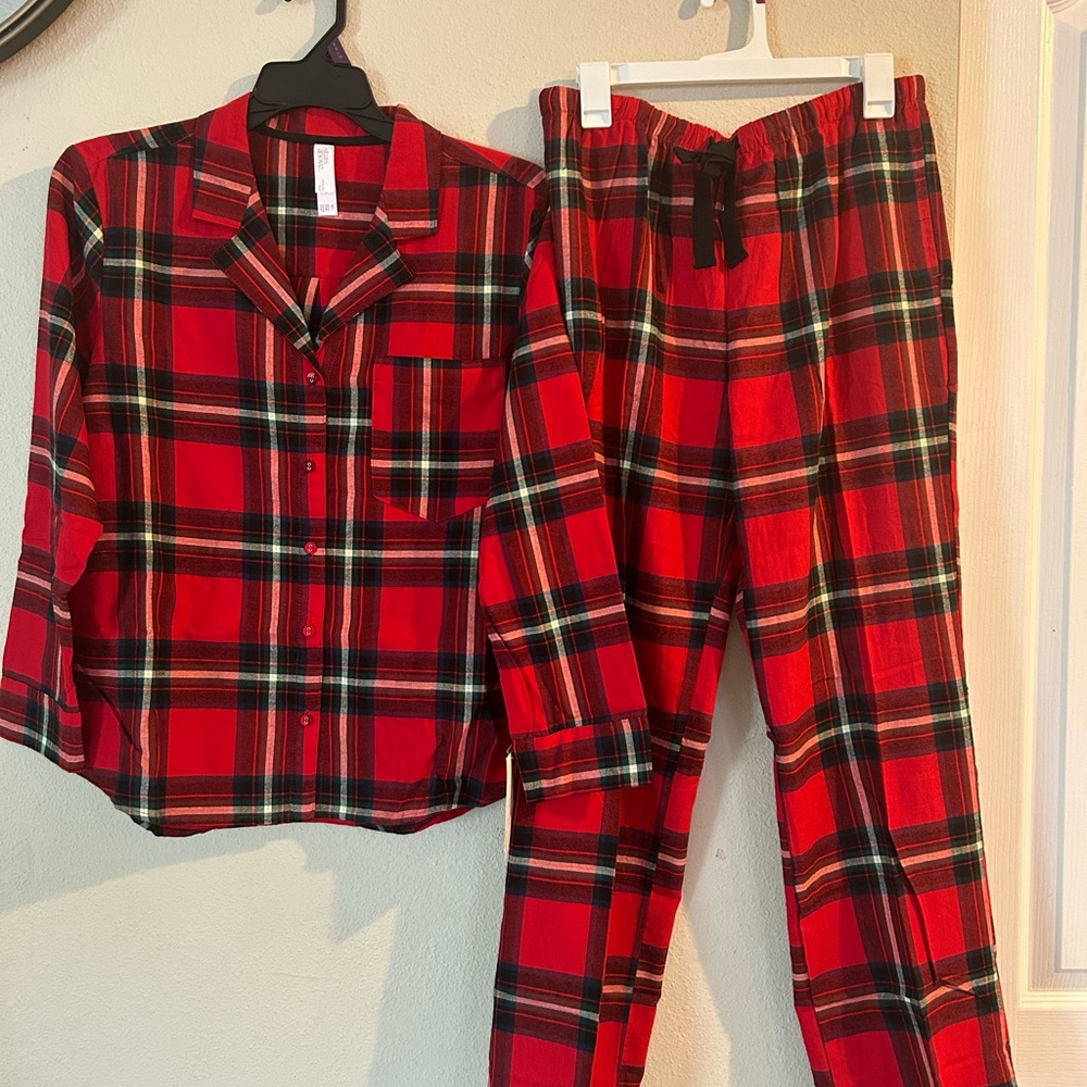 Checkered brush flannel unisex pajama set